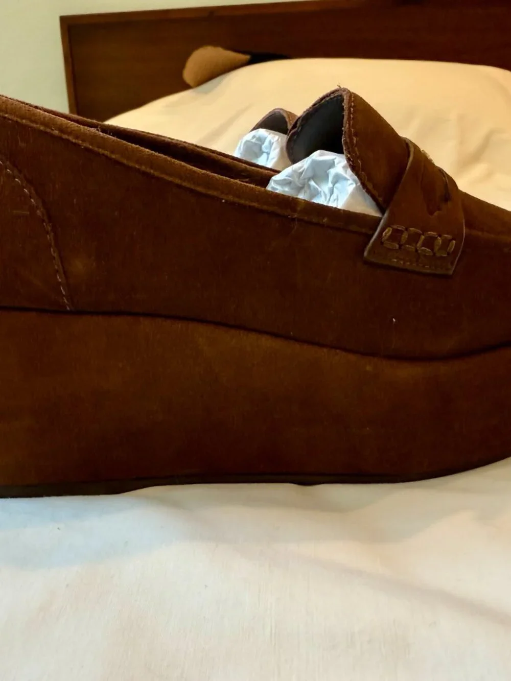 Larroudé Suki Platform/Flatform Loafer, Burnt Umber suede, size 8.5 (EU 38.5).